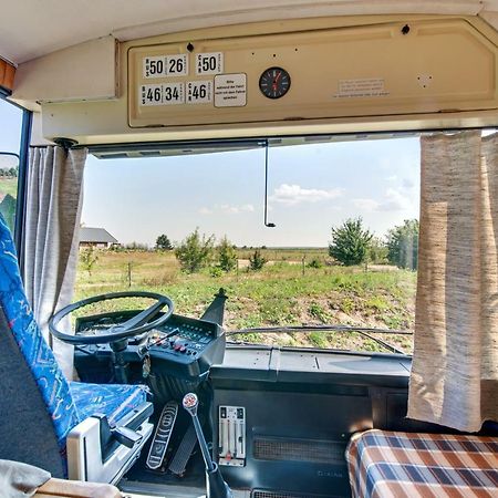 Atomi Countrybus Villa Aucugals Kültér fotó